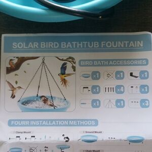 NWT Blue Bird Bath with Solar Feature